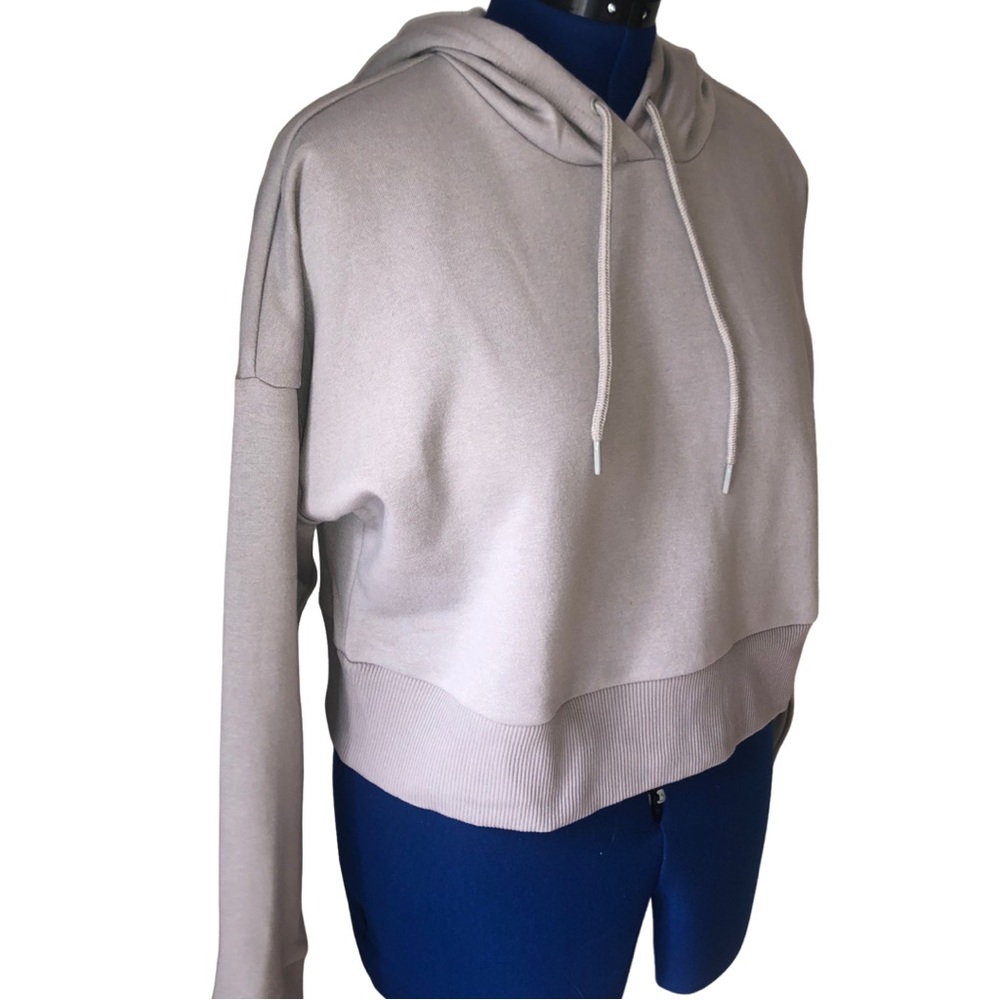 🌺CLEAR OUT ITEM🌺 ⭐️NWT 90 Degree by Reflex Hoodie